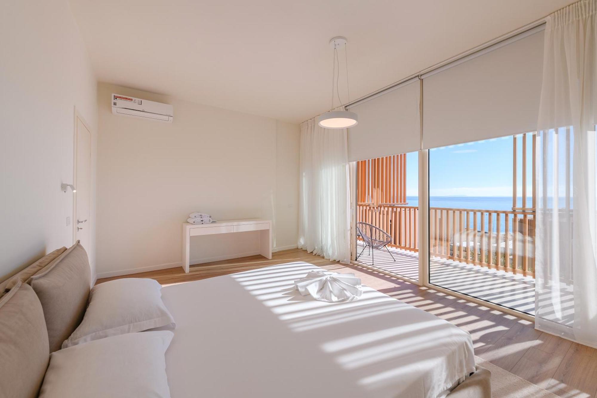 Green Coast Palasë Exterior foto
